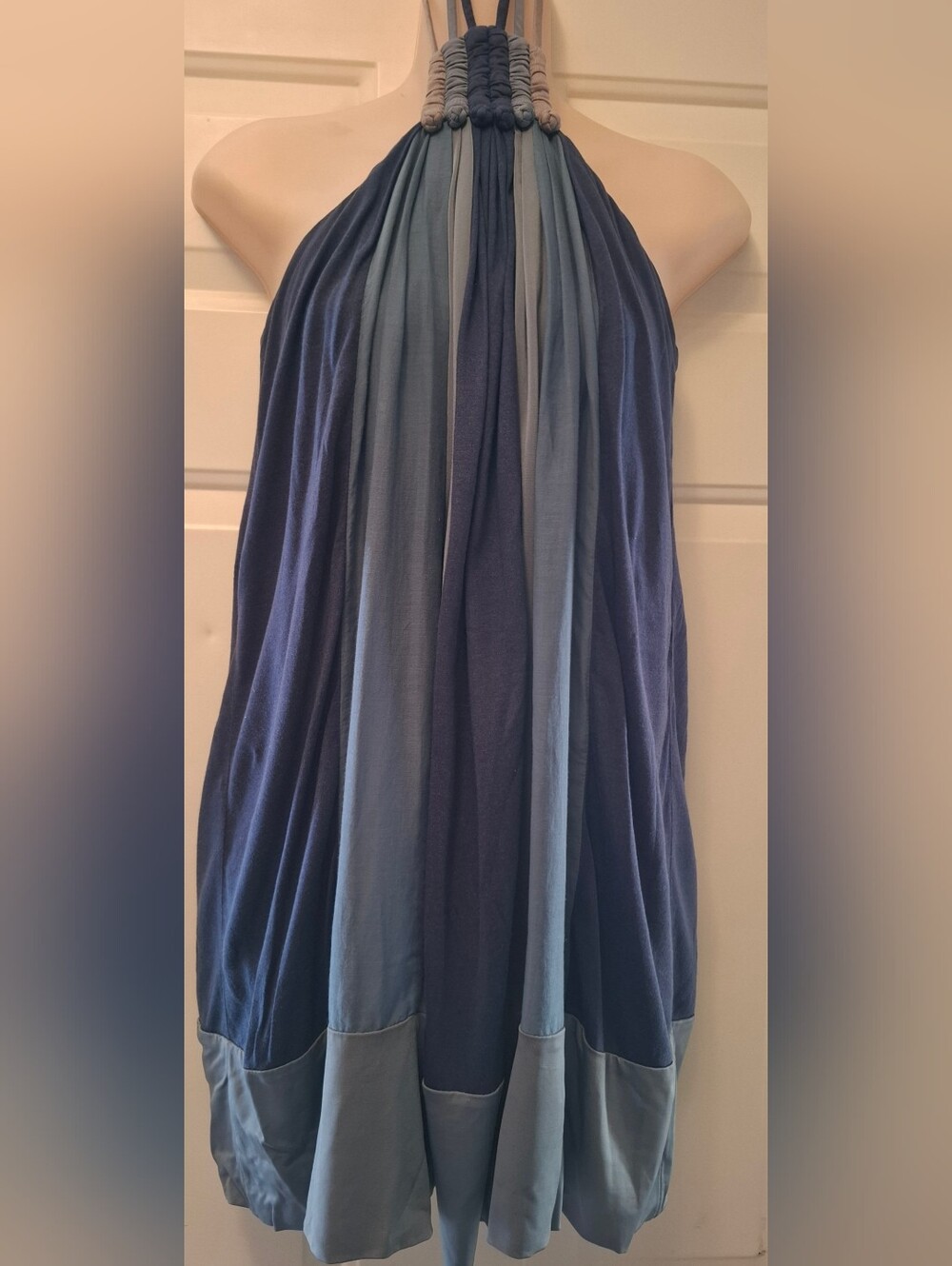 BCBGMAXAZRIA Runway Sleeveless Multi-Tone Blues & Gray Halter Dress XS